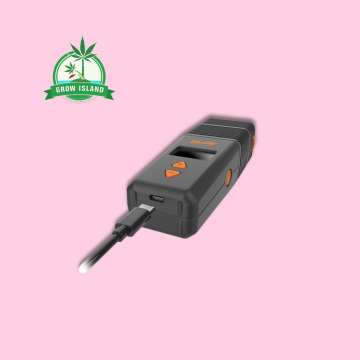 the lower part of the vaporizer looks like it can be filled with the c-type charger with a pink background and green Grow Isalnd logo in the left upper corner